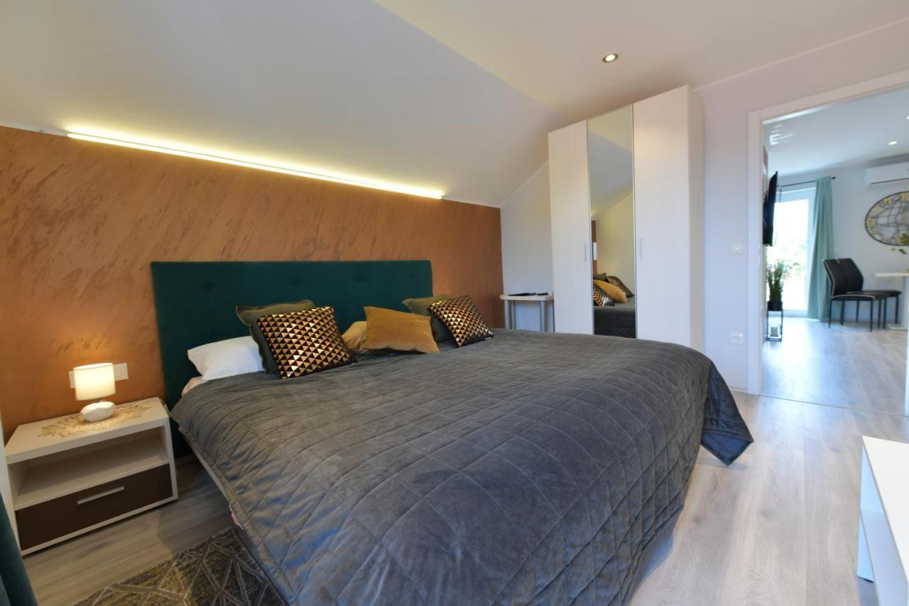 Deluxe Apartments Franjkovic Selište Drežničko Extérieur photo